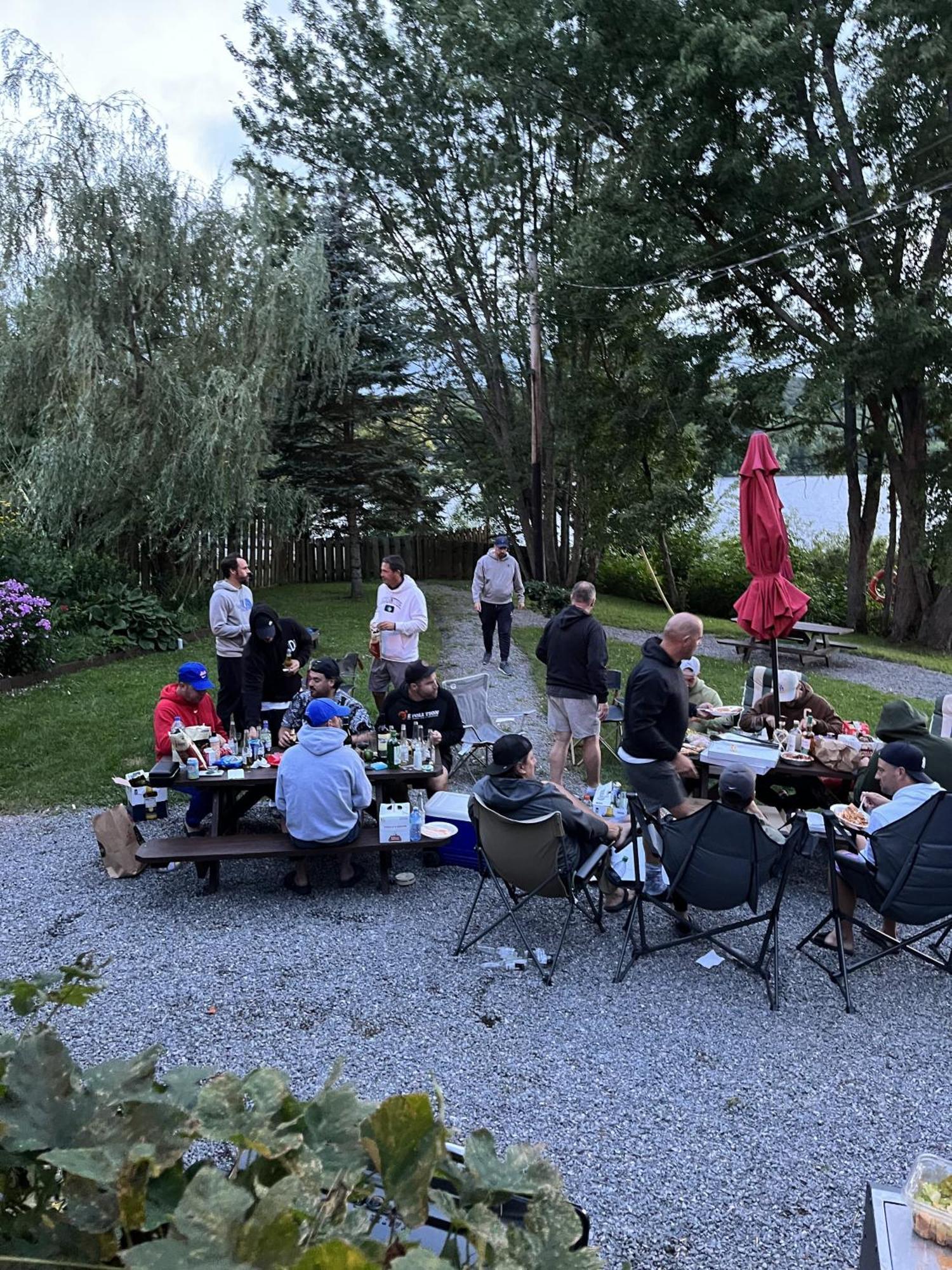 Auberge De Ferme-Neuve Lac-Saint-Paul Exteriér fotografie